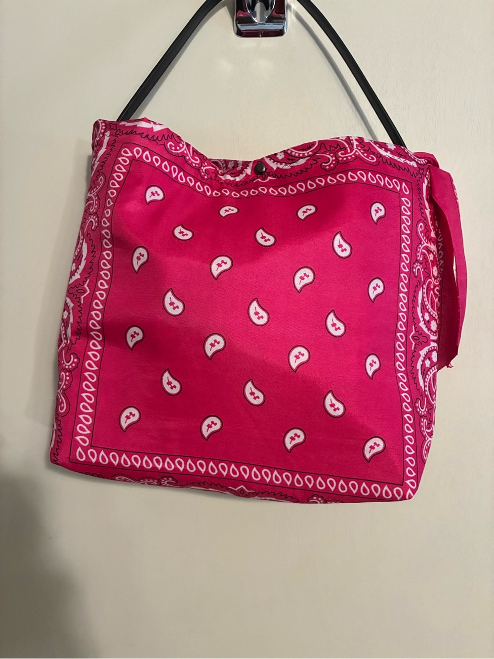 Pink Paisley Print Women’s Shoulder Bag